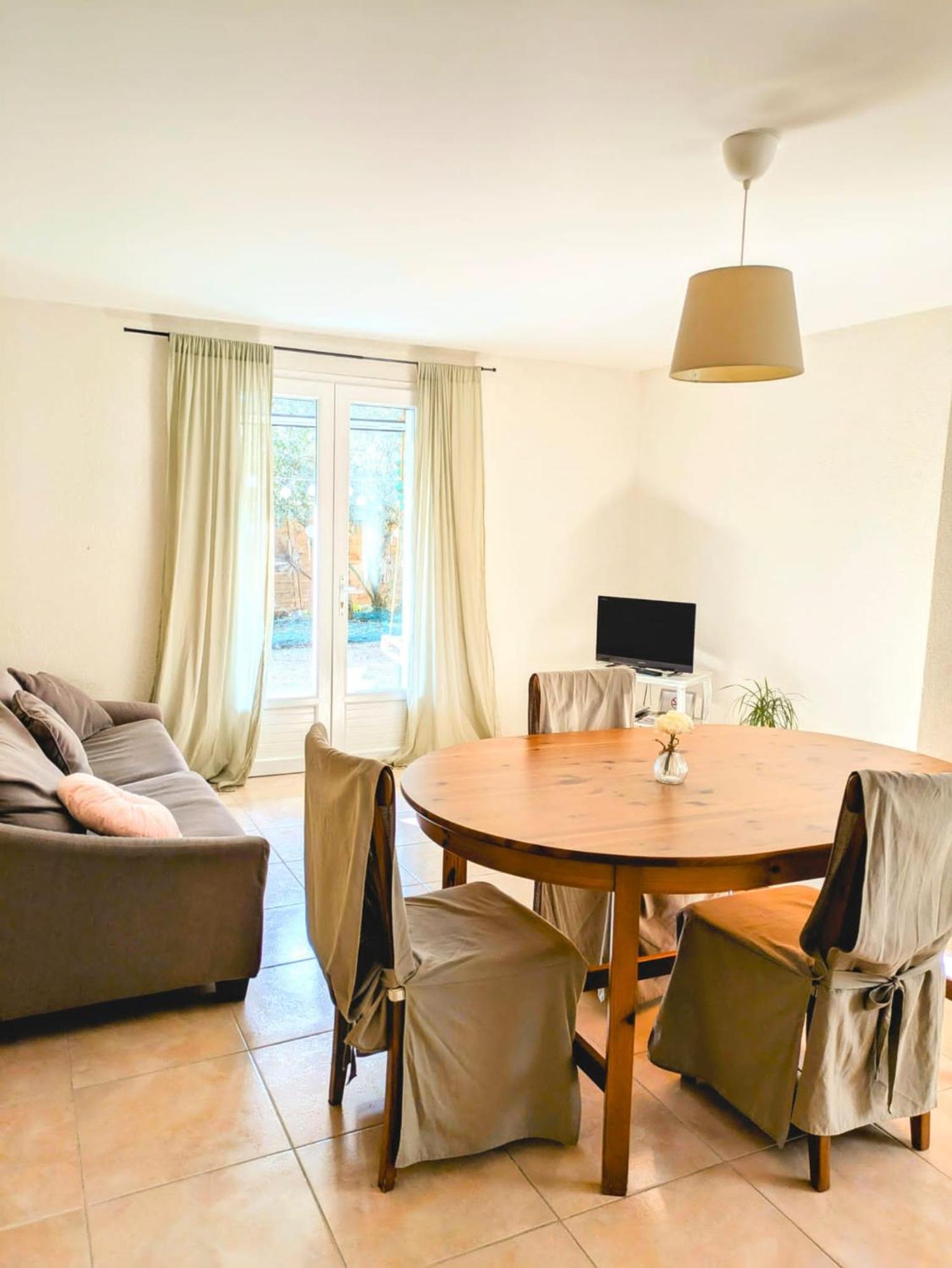 La Villa Jasmin Монтору Стая снимка