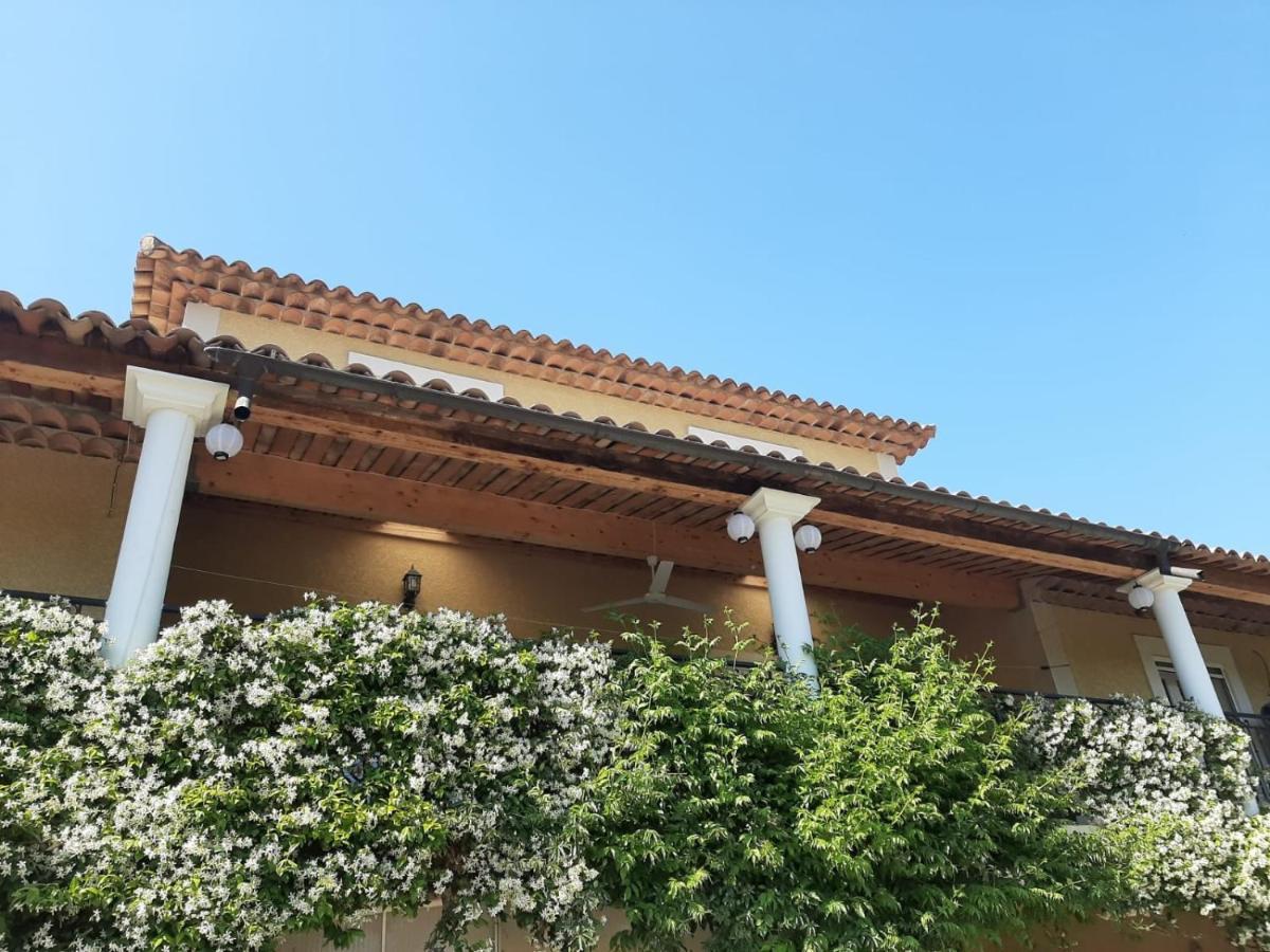 La Villa Jasmin Монтору Екстериор снимка